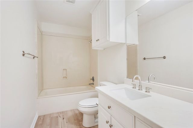 1604 WINFIELD Court, Bryan, TX 77802