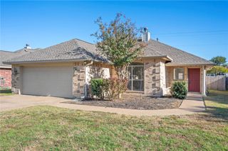 1604 WINFIELD Court, Bryan, TX 77802
