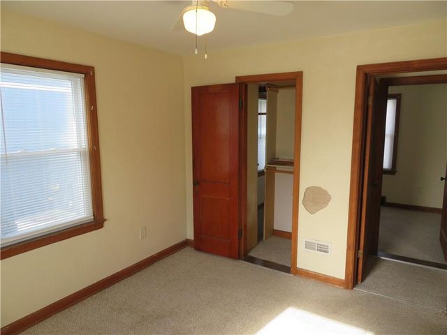 4 E Virginia Street, Paola, KS 66071