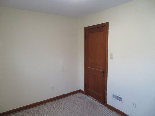 4 E Virginia Street, Paola, KS 66071