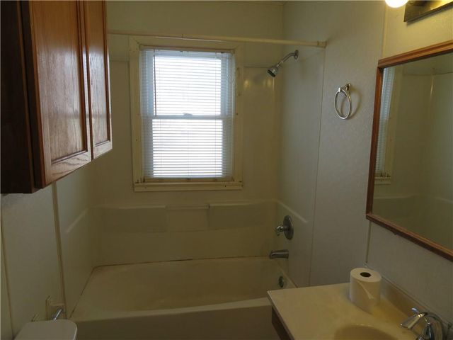 4 E Virginia Street, Paola, KS 66071