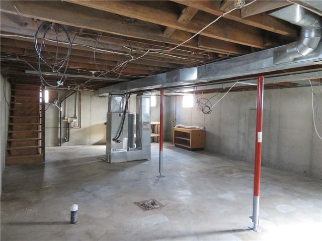 4 E Virginia Street, Paola, KS 66071