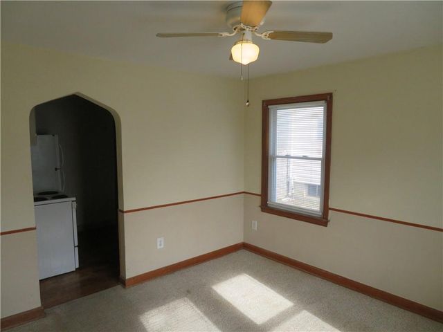 4 E Virginia Street, Paola, KS 66071