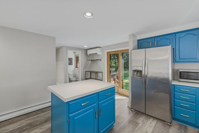 15 Ladyslipper Cir, Amherst, MA 01002
