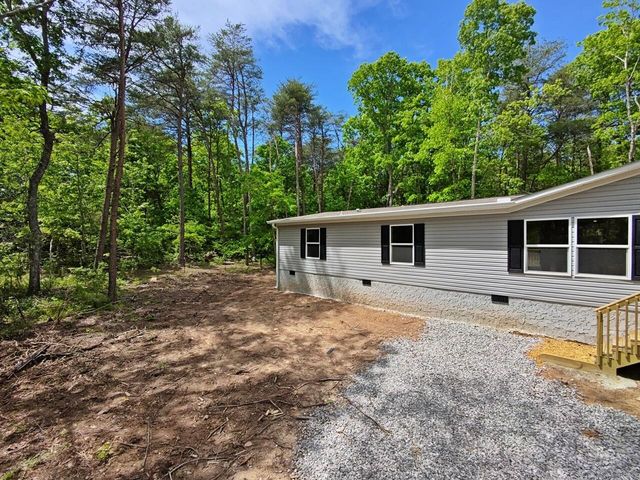 321 Lakeside Drive, Graysville, TN 37338