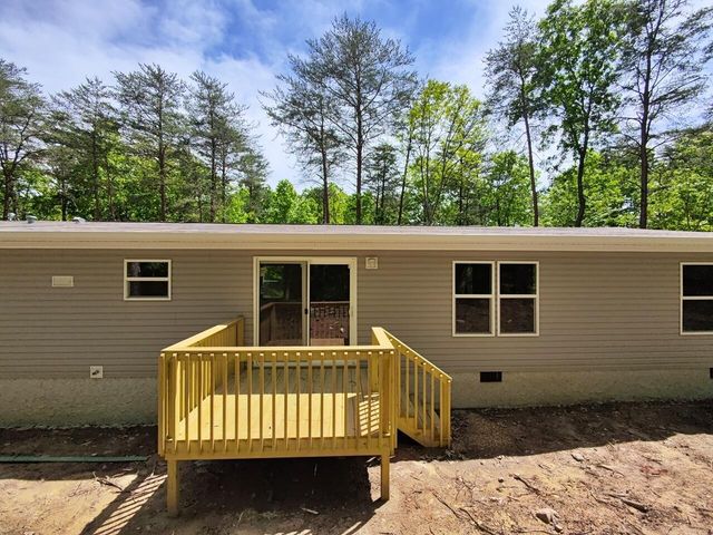321 Lakeside Drive, Graysville, TN 37338
