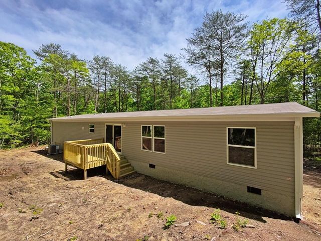 321 Lakeside Drive, Graysville, TN 37338