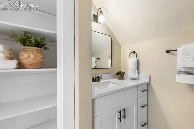 21 Valley Lane, Woodland Park, CO 80863