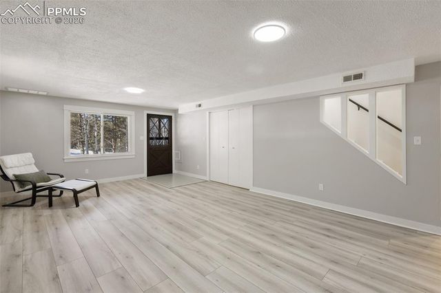 21 Valley Lane, Woodland Park, CO 80863