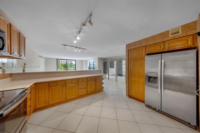 600 Three Islands Boulevard 212, Hallandale Beach, FL 33009
