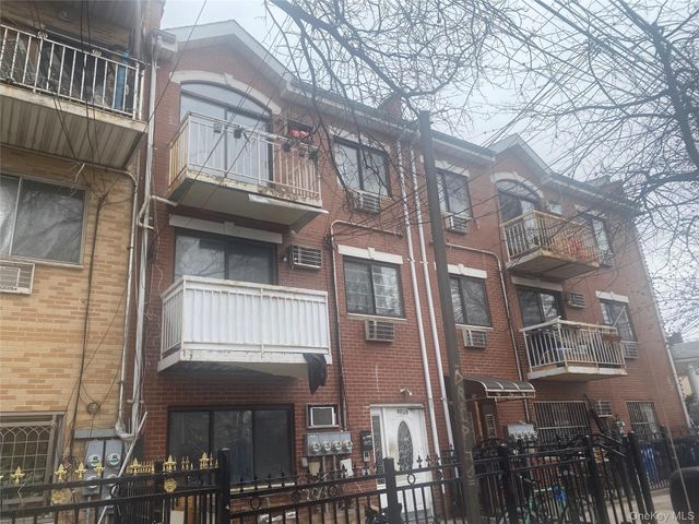 9915 Corona Avenue, Corona, NY 11368