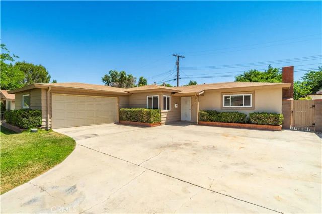 43736 Fern, Lancaster, CA 93534