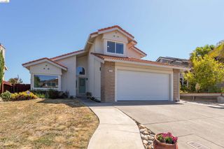 2137 Pheasant Dr, Hercules, CA 94547