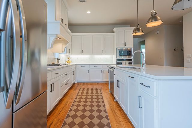 15871 Lucy Lane, Frisco, TX 75033