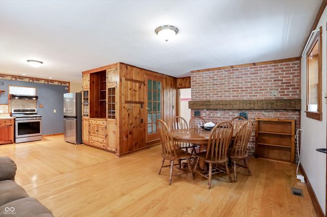 8644 S Addison Avenue, Knightstown, IN 46148