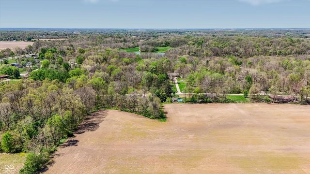 8644 S Addison Avenue, Knightstown, IN 46148