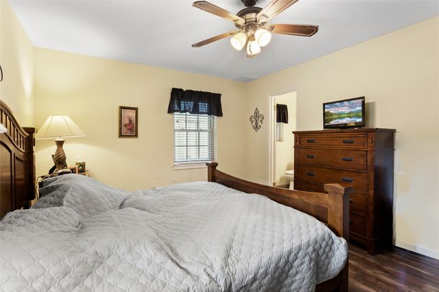 131 S Highland Terrace, League City, TX 77573