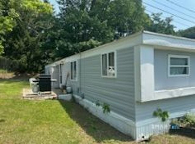 1950 North Broad Street 8, Meriden, CT 06450