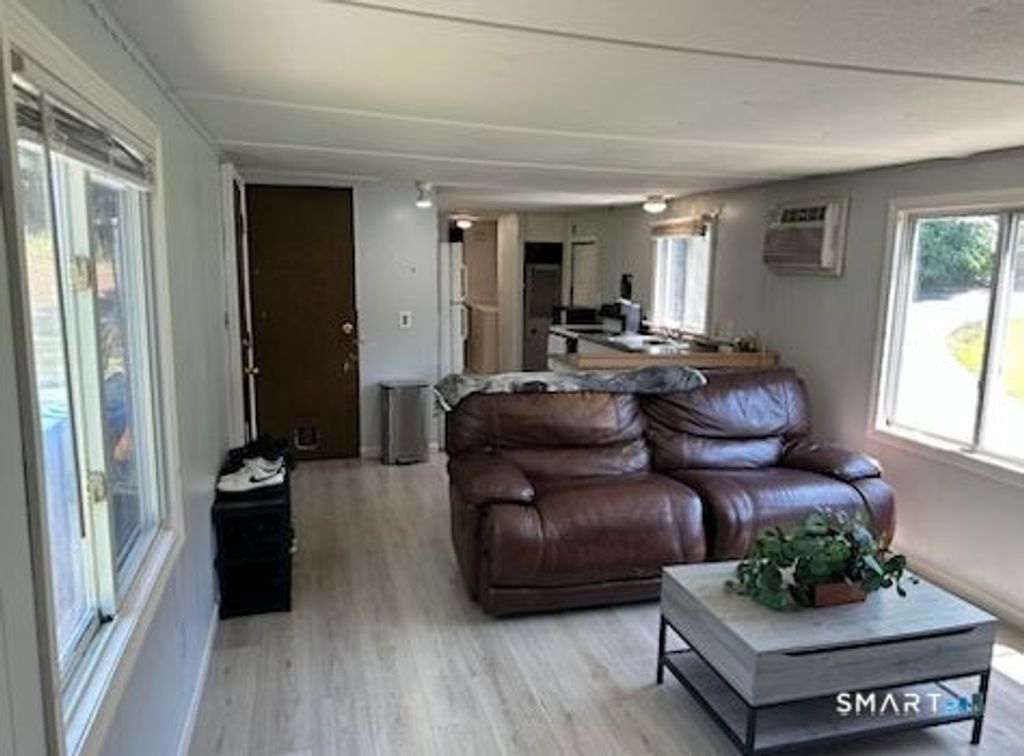 1950 North Broad Street 8, Meriden, CT 06450
