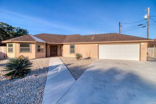 1846 White Tail, Bandera, TX 78003