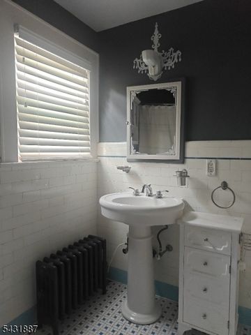 789 Woodland Ave, Plainfield City, NJ 07062