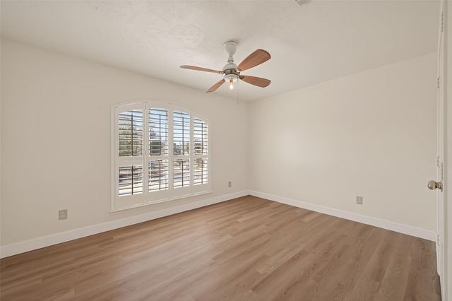 15910 Clayton Bend Drive, Houston, TX 77082