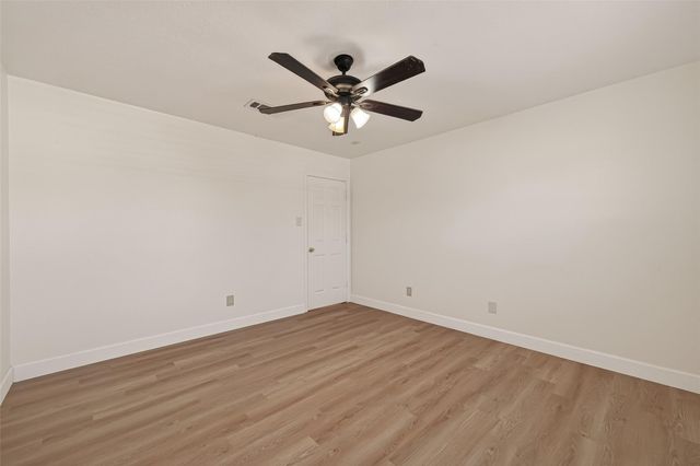 15910 Clayton Bend Drive, Houston, TX 77082