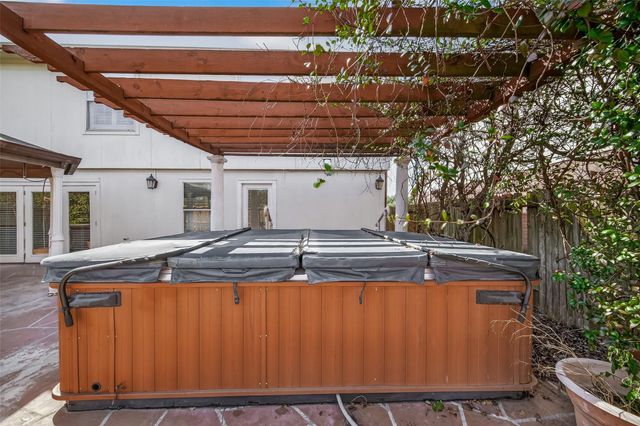 15910 Clayton Bend Drive, Houston, TX 77082