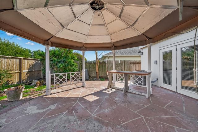 15910 Clayton Bend Drive, Houston, TX 77082