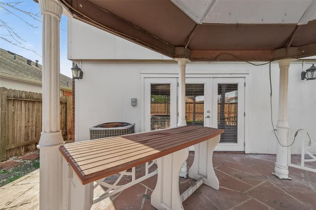 15910 Clayton Bend Drive, Houston, TX 77082