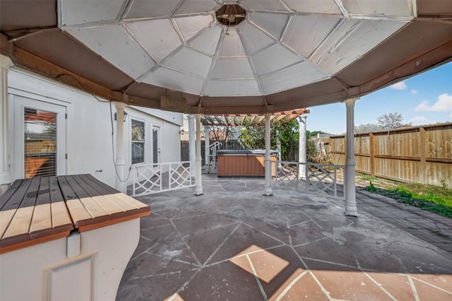 15910 Clayton Bend Drive, Houston, TX 77082