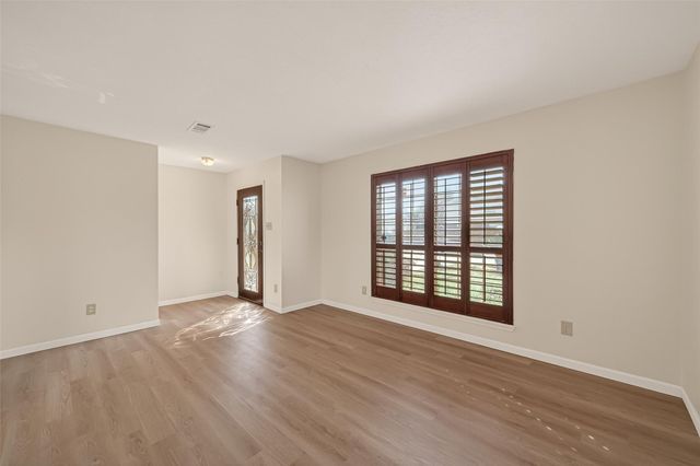 15910 Clayton Bend Drive, Houston, TX 77082