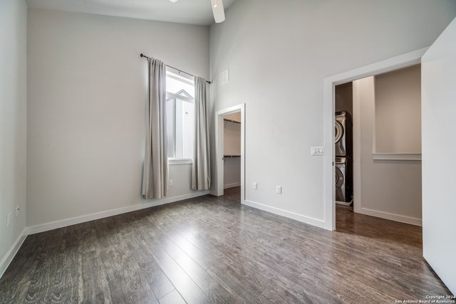 330 Clay St Unit 11, San Antonio, TX 78204