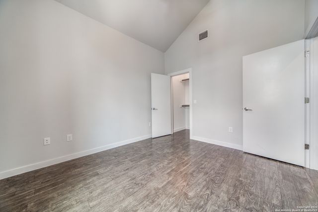 330 Clay St Unit 11, San Antonio, TX 78204