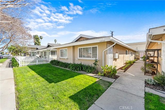 5932 Santa Barbara Avenue East B, Garden Grove, CA 92845