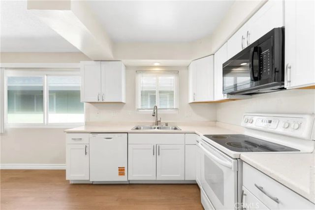 5932 Santa Barbara Avenue East B, Garden Grove, CA 92845