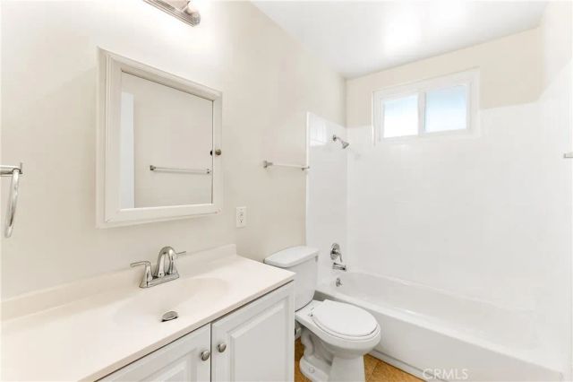 5932 Santa Barbara Avenue East B, Garden Grove, CA 92845