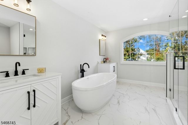 49 HALL DRIVE, Clark Twp., NJ 07066