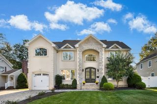 49 HALL DRIVE, Clark Twp., NJ 07066