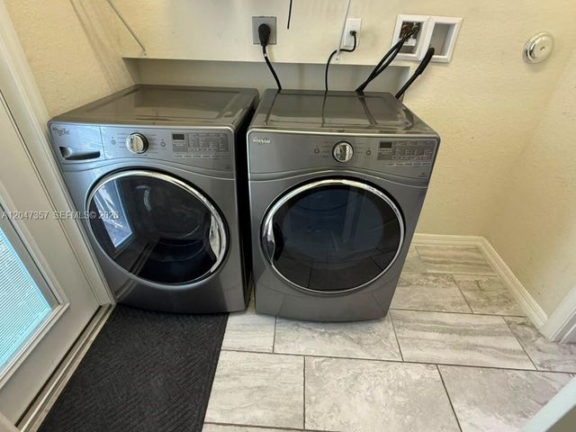 4022 Long Leaf Ln 4022, Hollywood, FL 33021