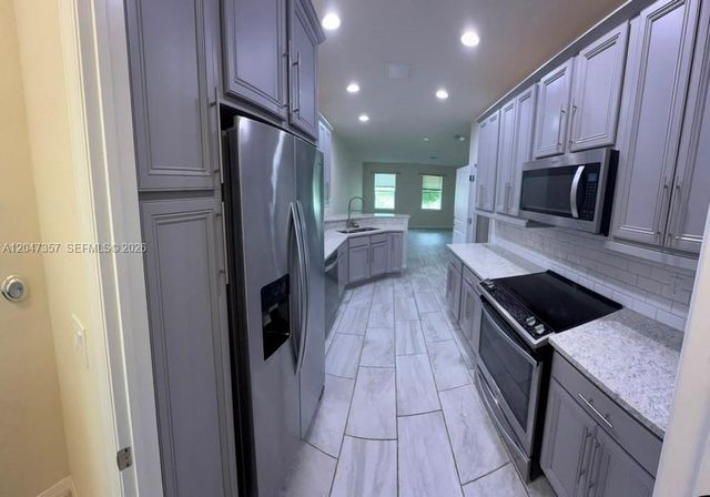 4022 Long Leaf Ln 4022, Hollywood, FL 33021
