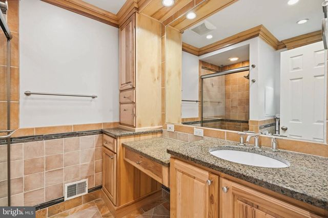 11809 MONTAGUE DR, Laurel, MD 20708