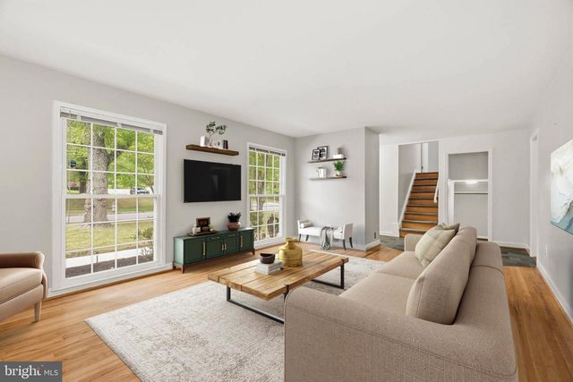 11809 MONTAGUE DR, Laurel, MD 20708