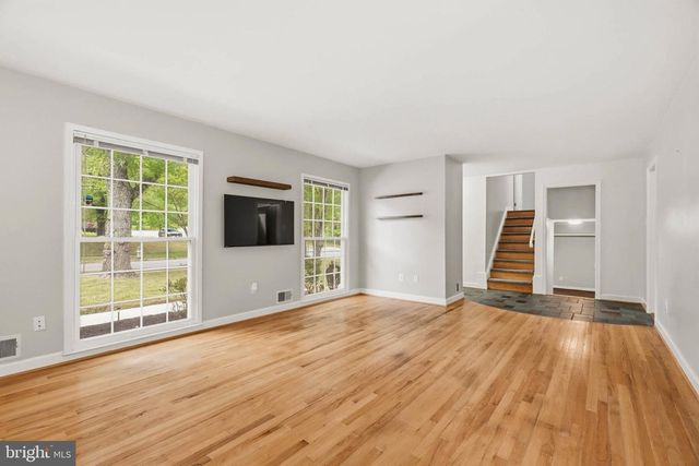 11809 MONTAGUE DR, Laurel, MD 20708