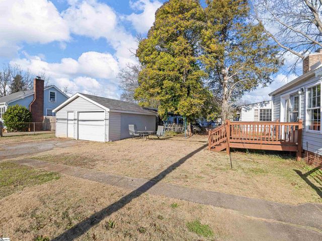 201 Perry Road, Greenville, SC 29609