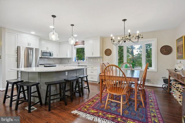 6542 HITT AVENUE, Mclean, VA 22101