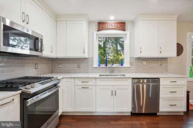 6542 HITT AVENUE, Mclean, VA 22101