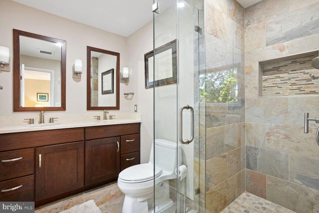 6542 HITT AVENUE, Mclean, VA 22101