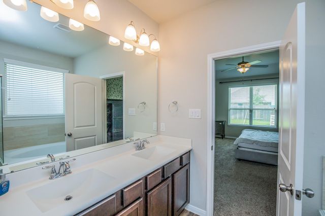 14358 Whitetop Peak Court, Conroe, TX 77384