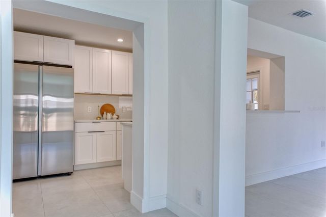 1397 83RD AVENUE N, St Petersburg, FL 33702